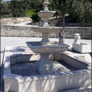 Gartenbrunnen aus Granit FL10 mit Wasserbecken