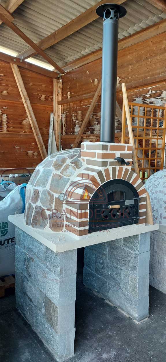 Holzbackofen Naturstein B80 Granidecor und untergestell luserna gemischt